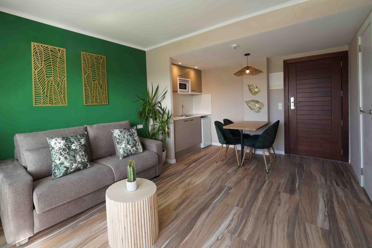 Apartamentos Ferrera Beach Cala D´Or Exterior foto